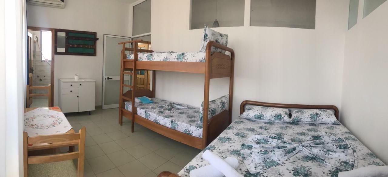 Kruja Hostel Екстер'єр фото